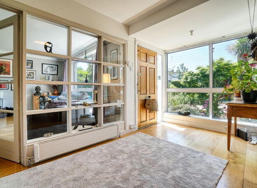 4 Foxrock Avenue, Foxrock, Foxrock, D18R2H4