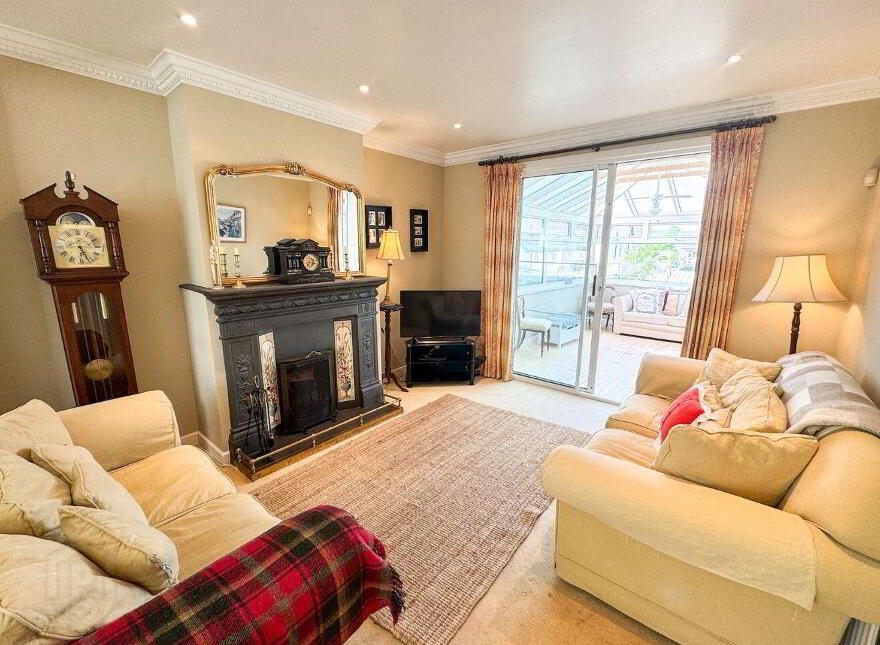 4 Woodlands Avenue, Glenageary, A96K7R9