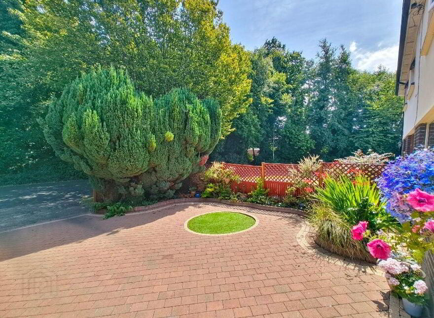 2 Athgoe Road, Shankill, Shankill, D18XF67