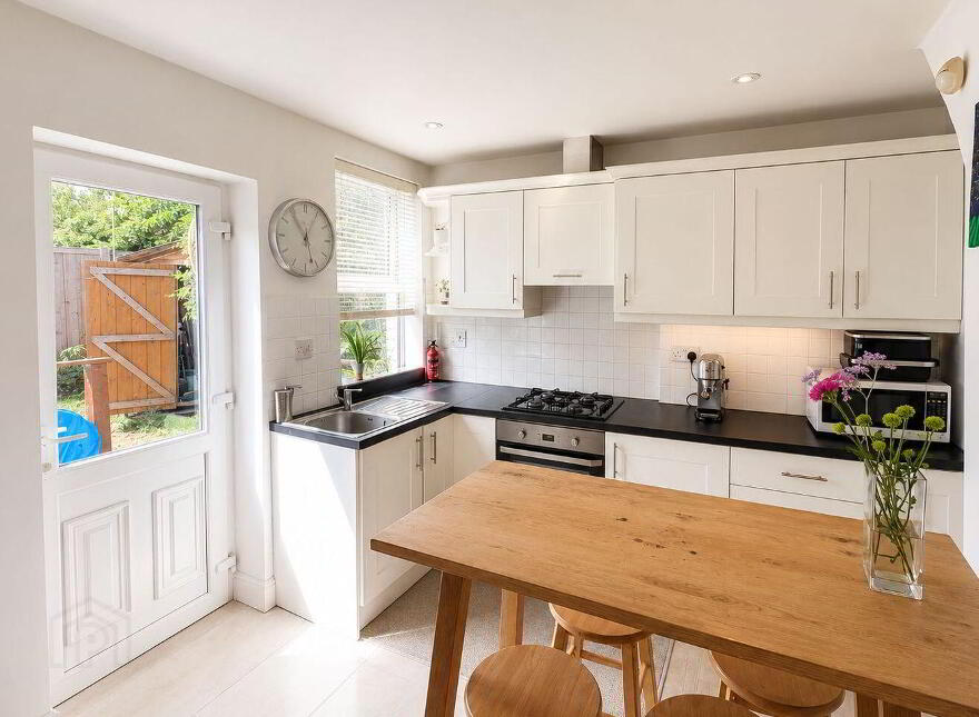 12 Sallynoggin Villas, Glenageary Road Upper, Glenageary, A96W702