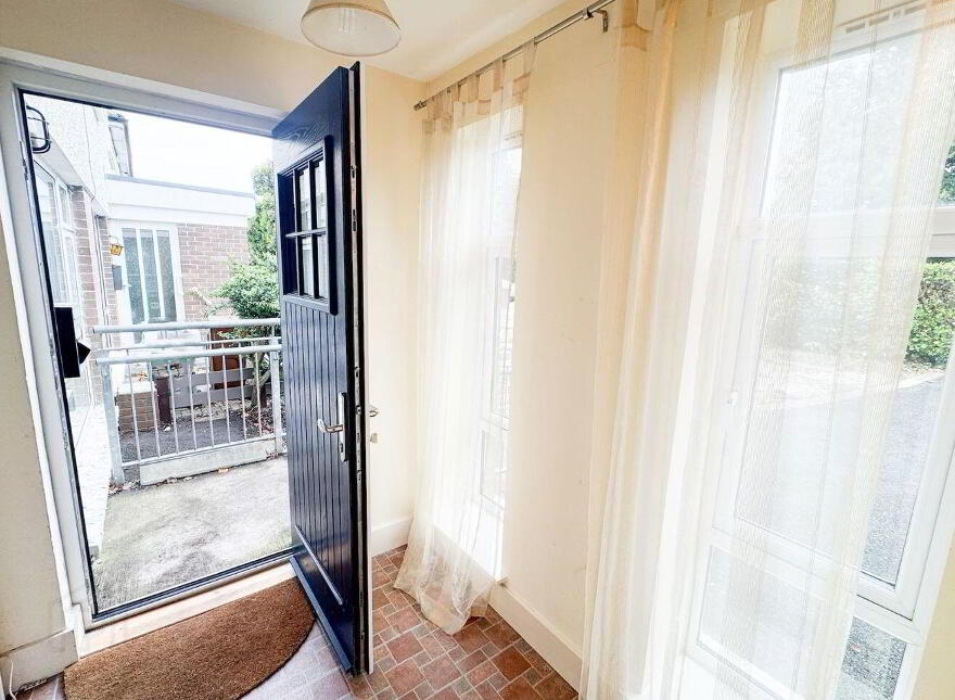 41 Churchview Park, Watson Estate, Killiney, A96N268