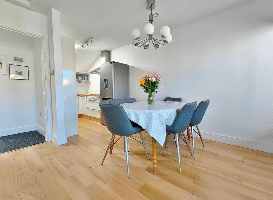 18 Olcovar, Shankill, Shankill, D18W635