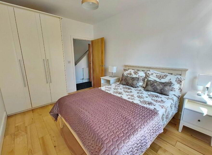18 Olcovar, Shankill, Shankill, D18W635