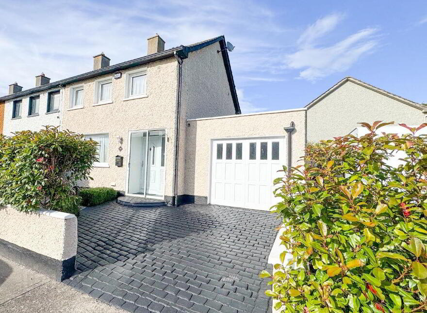 190 Ashlawn Park, Ballybrack, A96H9F3 photo