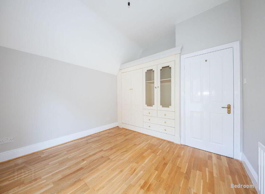 4 The Courtyard, Monastery, Enniskerry, A98N990