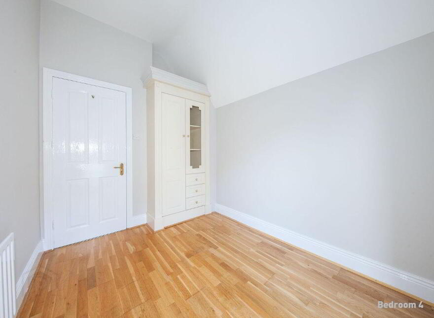 4 The Courtyard, Monastery, Enniskerry, A98N990