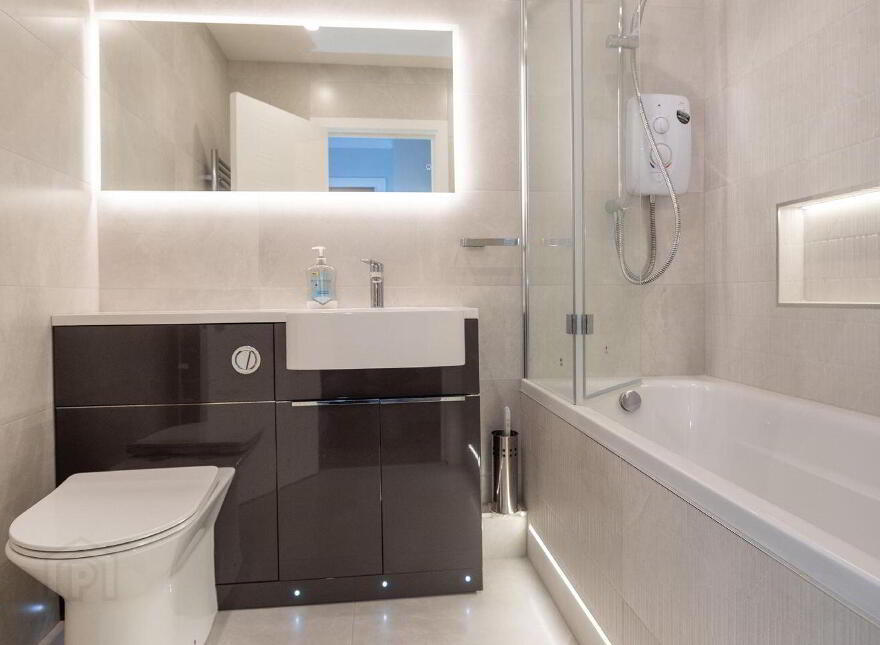Apartment 227 Asgard, Custom House Harbour Apartments, IFSC, Ifsc, D01NH94
