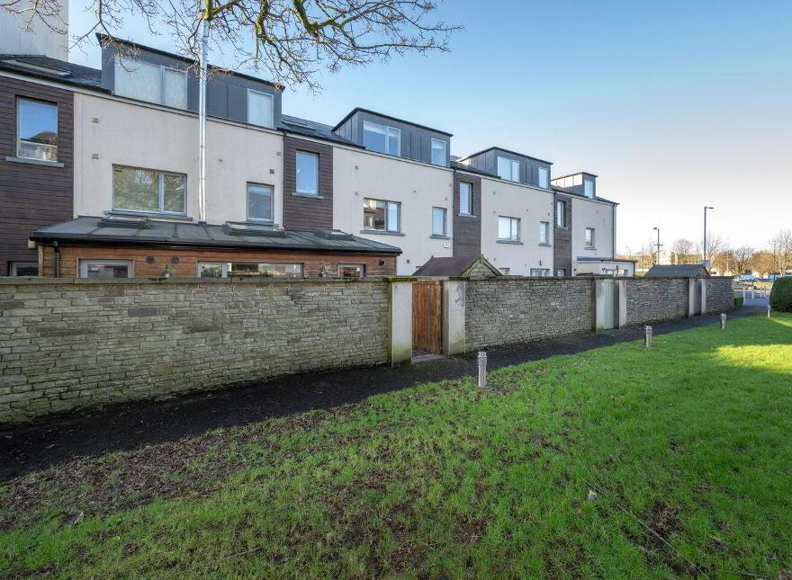 10 Bridgefield Place, Curraheen Road, Bishopstown, T12P592