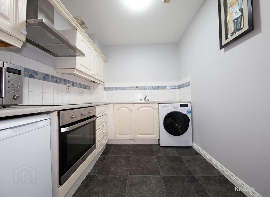 Apartment 13 Stewart Hall, Ryders Row, Parnell Street, Dublin 1, D01E300