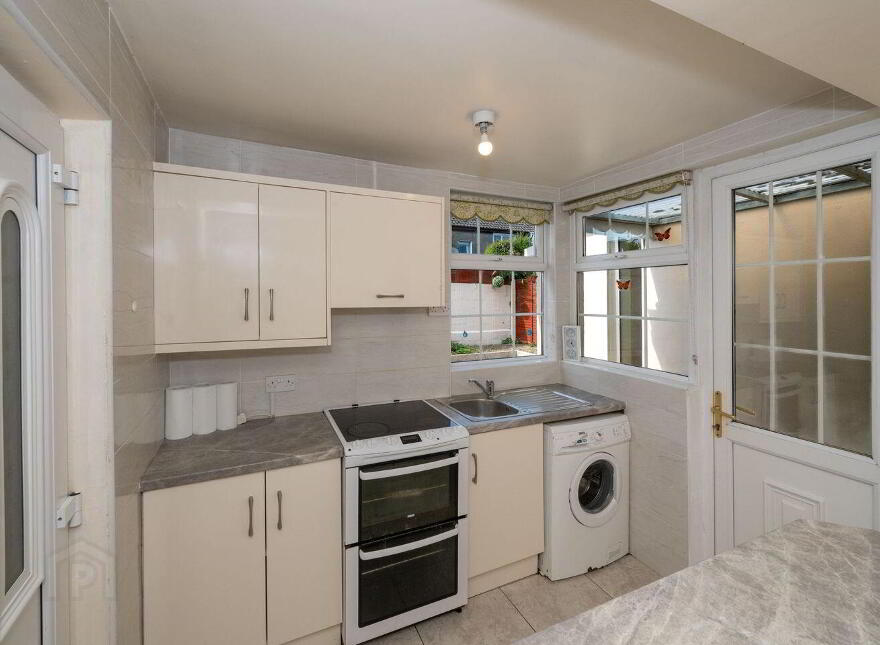 8 The Green, Tramore Road, Ballyphehane, T12H5C1