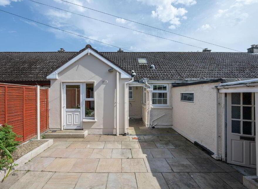 8 The Green, Tramore Road, Ballyphehane, T12H5C1