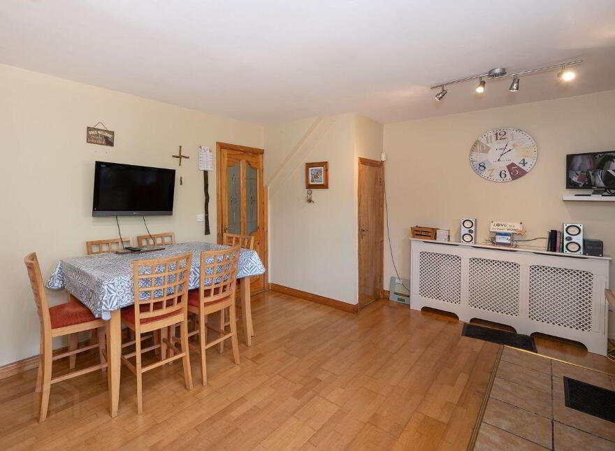 2 Barr An Bhaile, Passage West, T12Y1KK