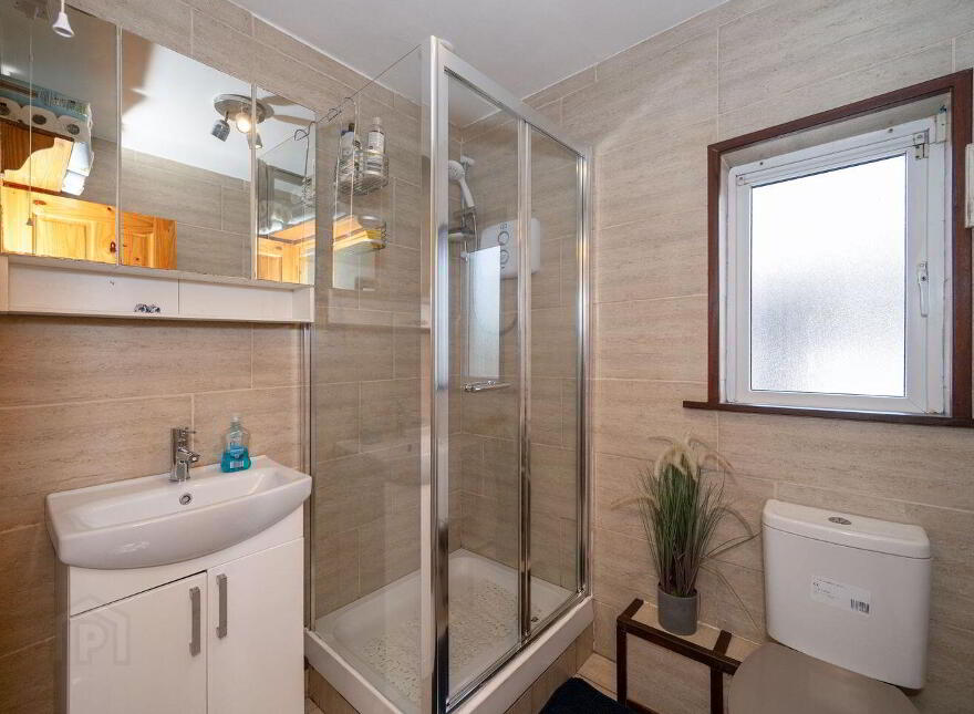 2 Barr An Bhaile, Passage West, T12Y1KK