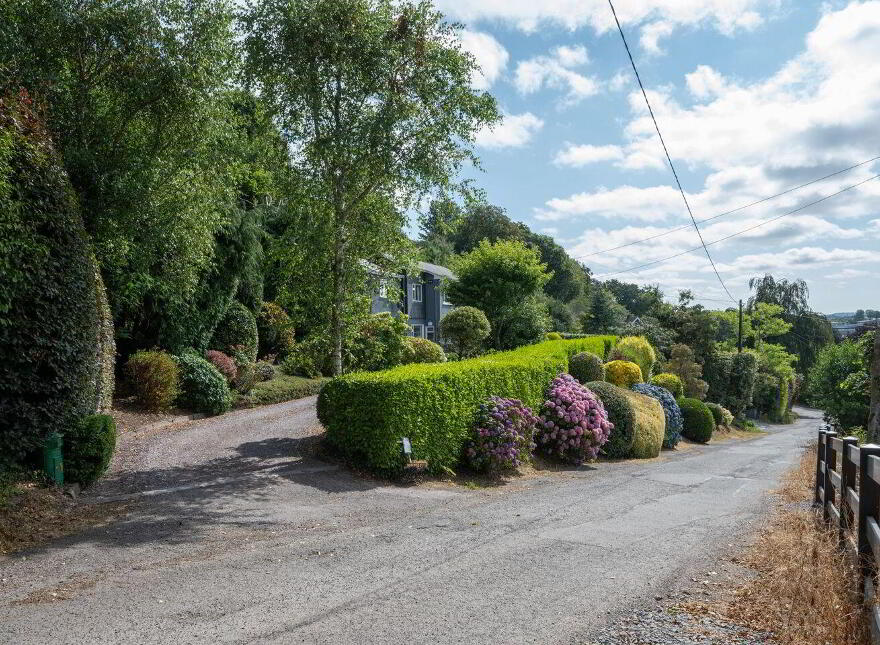 Lucca, Kilcoolishal, Glounthaune, T45X564