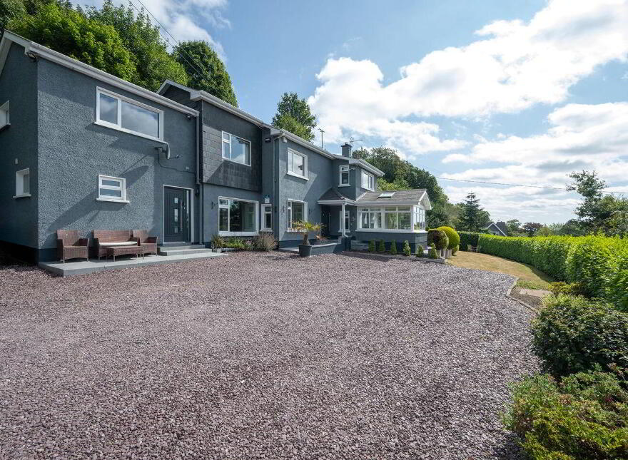 Lucca, Kilcoolishal, Glounthaune, T45X564