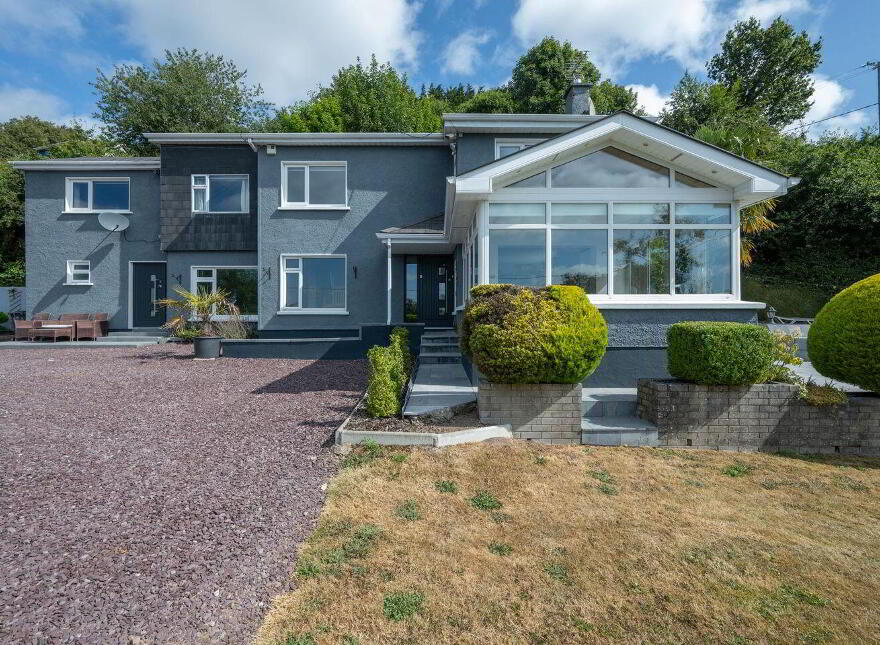 Lucca, Kilcoolishal, Glounthaune, T45X564