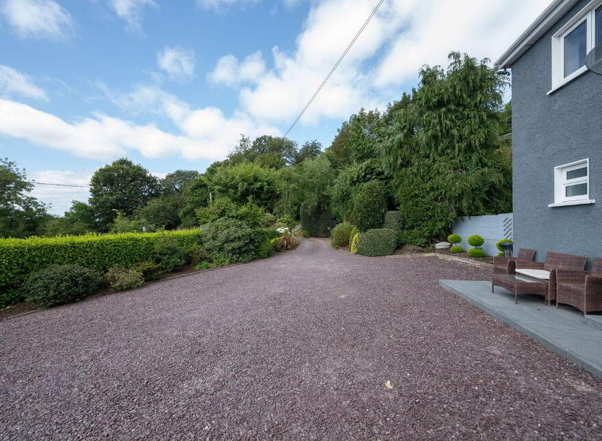 Lucca, Kilcoolishal, Glounthaune, T45X564