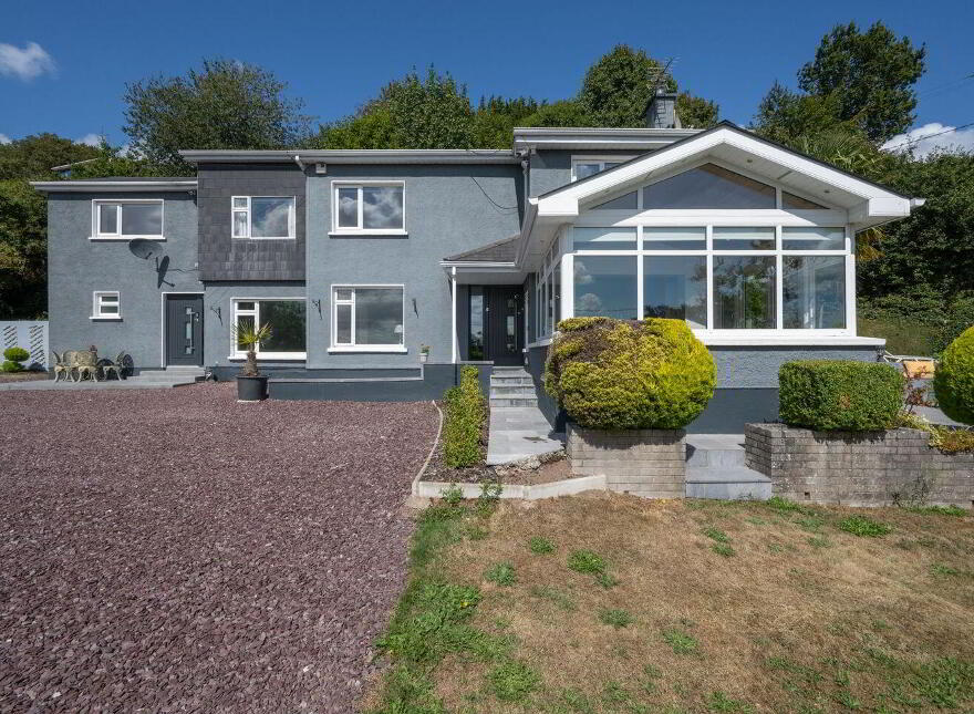 Lucca, Kilcoolishal, Glounthaune, T45X564