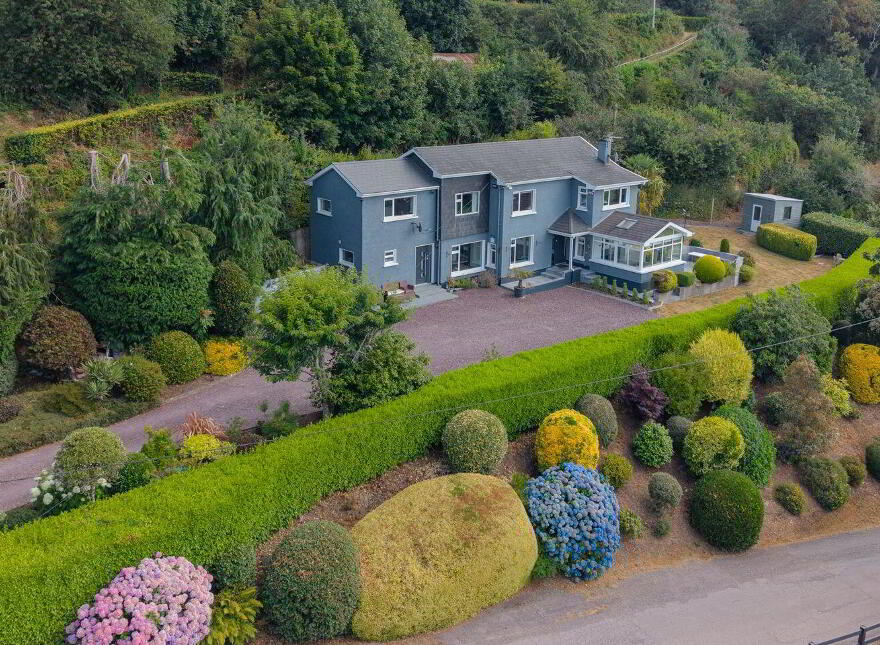 Lucca, Kilcoolishal, Glounthaune, T45X564