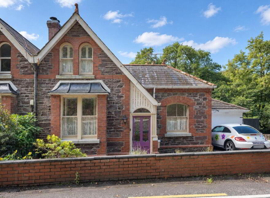 Woodside, Healy's Bridge, Kerry Pike, T12FWP5