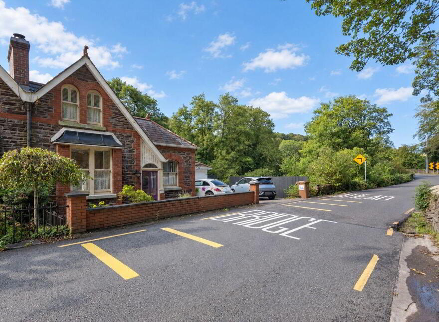 Woodside, Healy's Bridge, Kerry Pike, T12FWP5