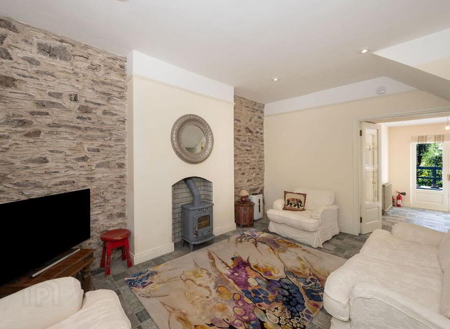 Woodside, Healy's Bridge, Kerry Pike, T12FWP5