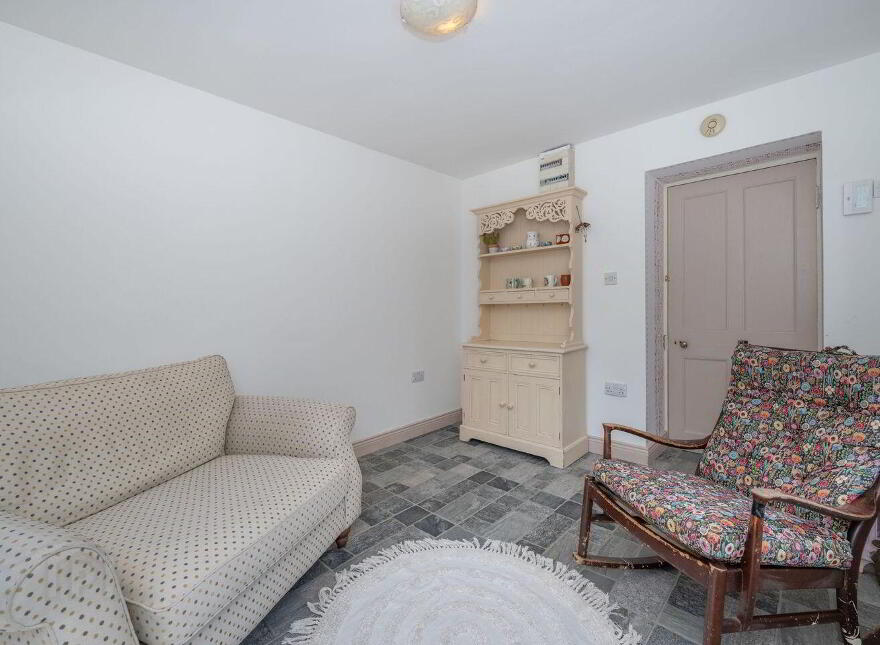 Woodside, Healy's Bridge, Kerry Pike, T12FWP5