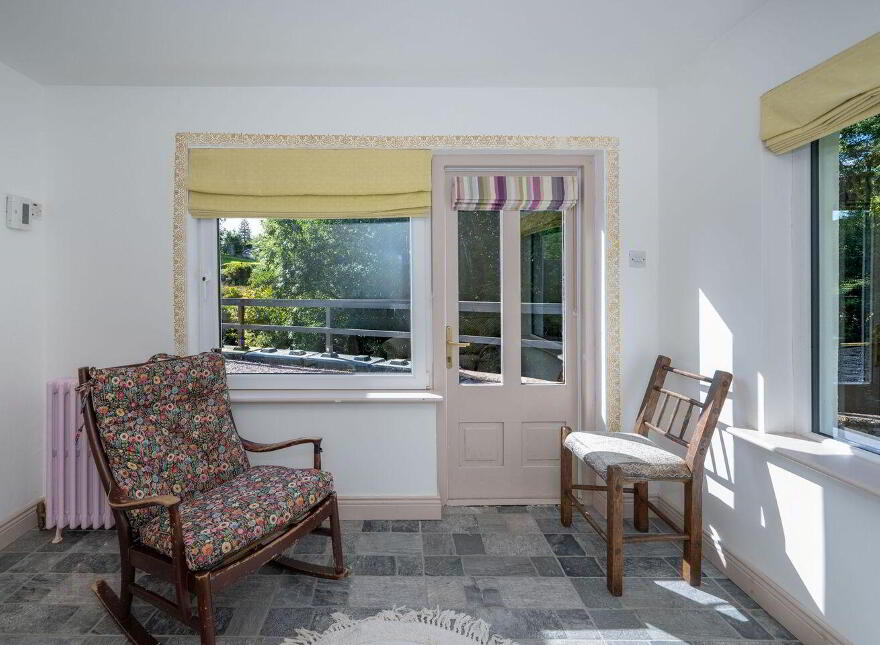 Woodside, Healy's Bridge, Kerry Pike, T12FWP5