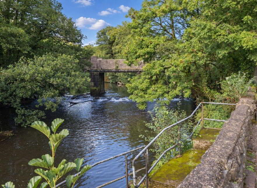 Woodside, Healy's Bridge, Kerry Pike, T12FWP5