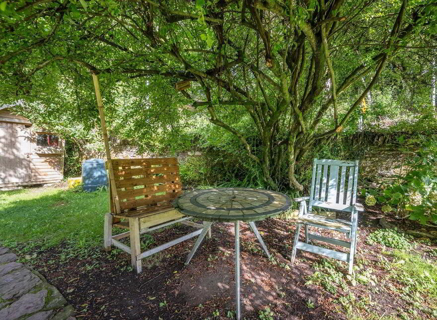 Woodside, Healy's Bridge, Kerry Pike, T12FWP5