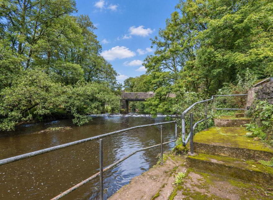 Woodside, Healy's Bridge, Kerry Pike, T12FWP5