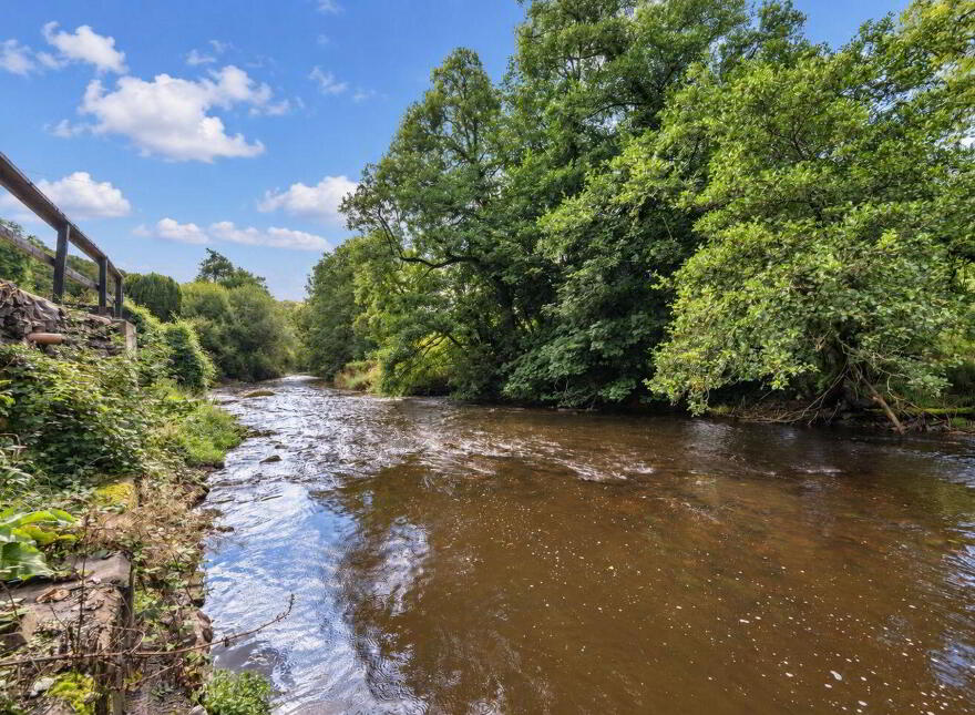 Woodside, Healy's Bridge, Kerry Pike, T12FWP5