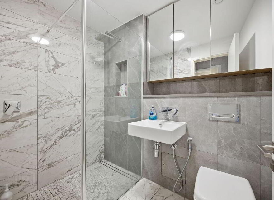 23 Hanover Court, Grand Canal Dock, Grand Canal Dock, D02CD63