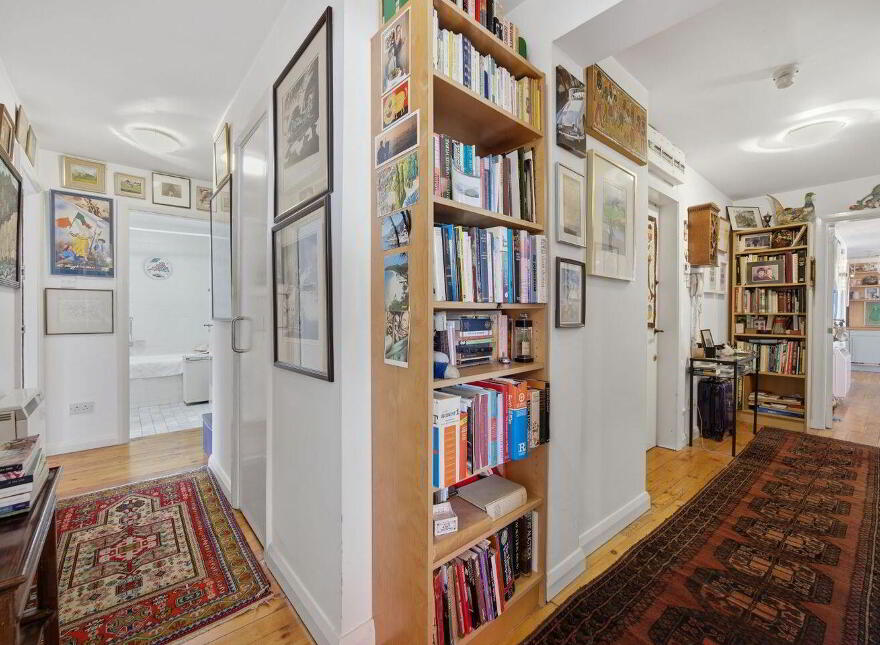 3 The Granary, 20 Temple Lane South, Temple Bar, Dublin 2, D02KC62