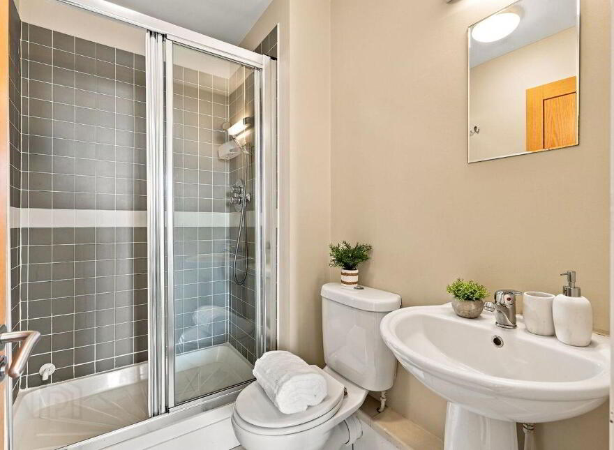 Apartment 104 The Clayton The Gasworks, South Lotts Road, Dublin 4, D04FA30