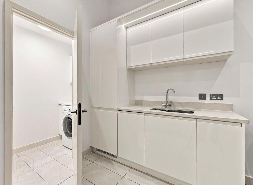 15 Hanover Court, Grand Canal Dock, Grand Canal Dock, D02PW99