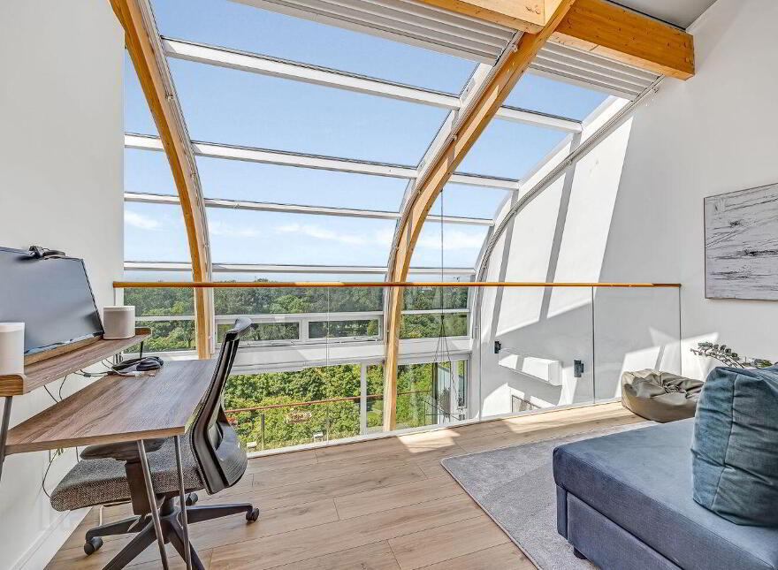 Apartment 201 The Links Elm Park, Merrion Road, Dublin 4, D04W523