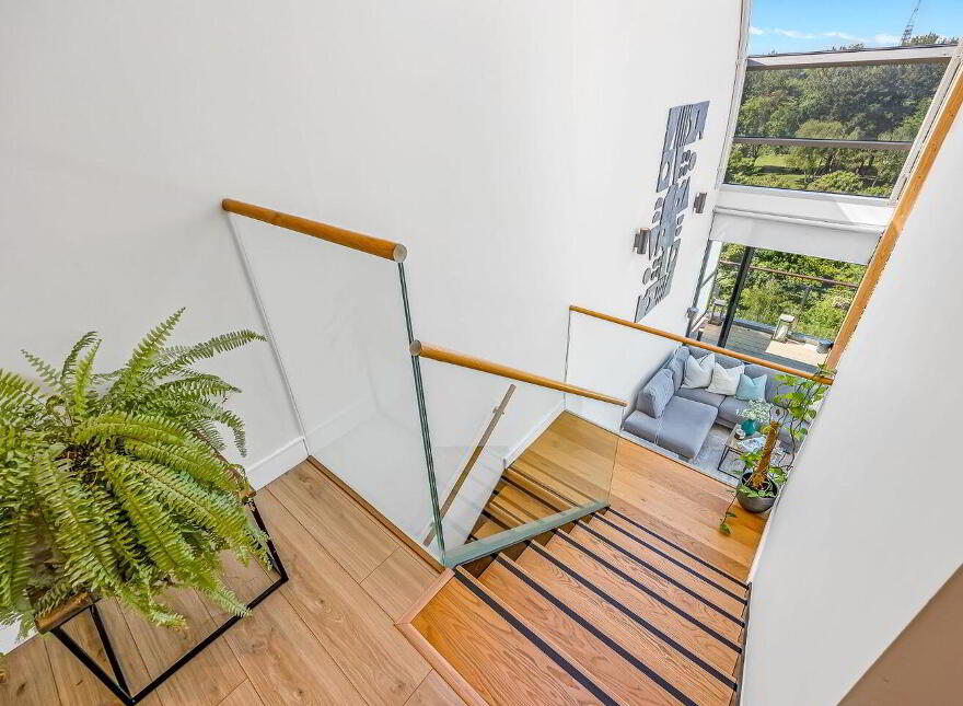 Apartment 201 The Links Elm Park, Merrion Road, Dublin 4, D04W523