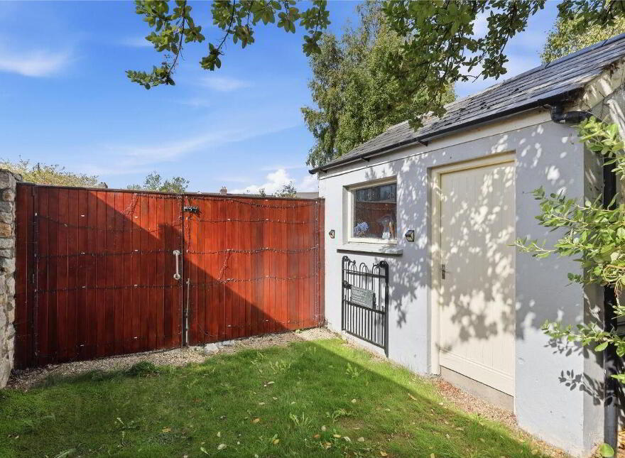35 Strand Road, Sandymount, D04DR92