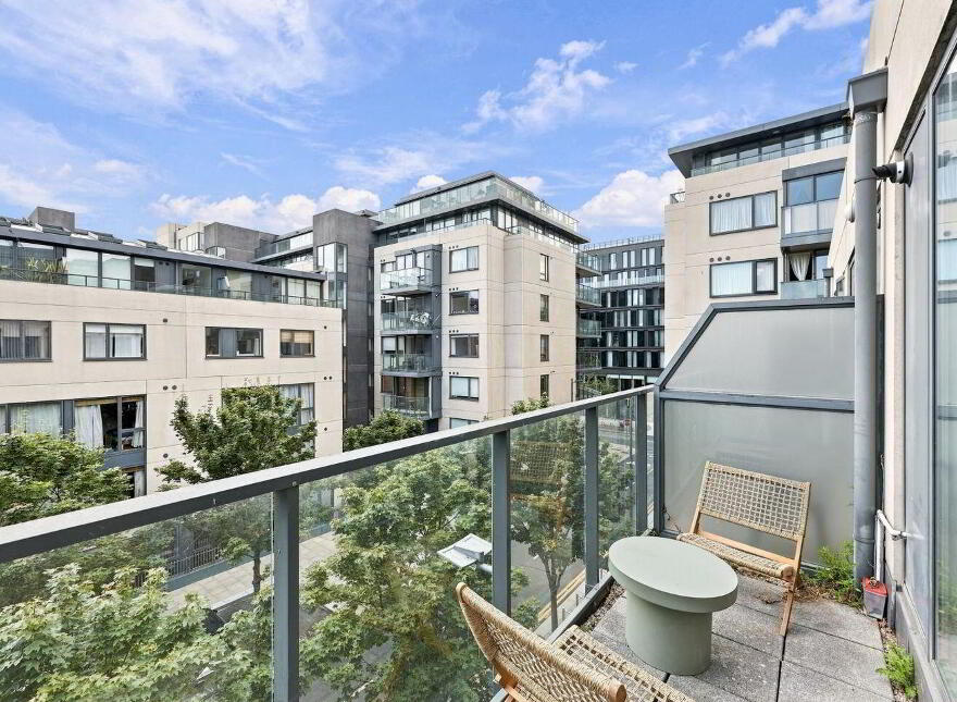 19 Hanover Quarter, Grand Canal Dock, Dublin 2, D02YD29