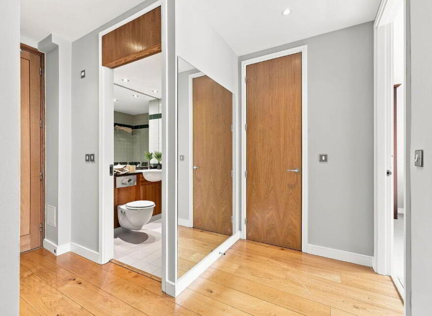 19 Hanover Quarter, Grand Canal Dock, Dublin 2, D02YD29
