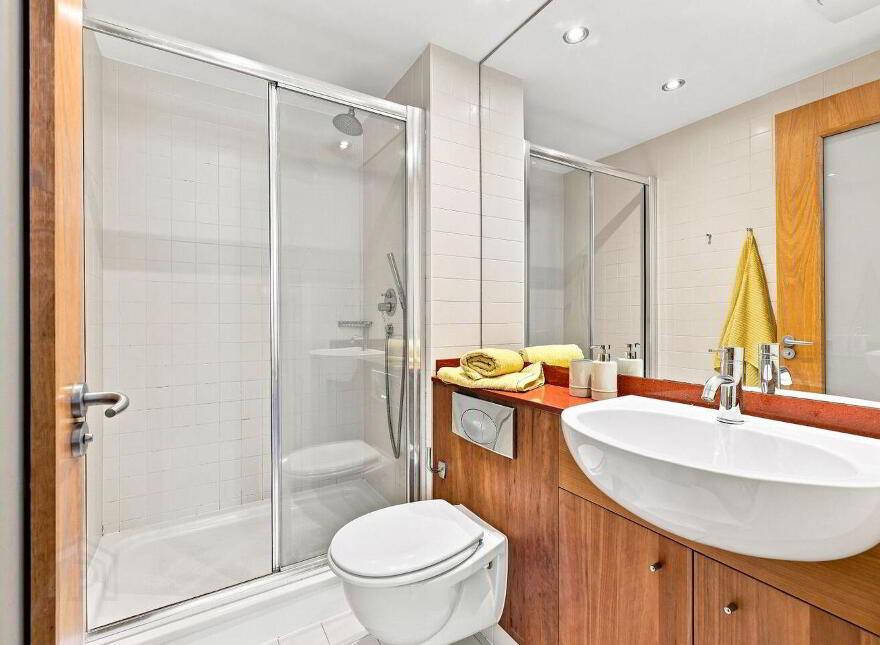 19 Hanover Quarter, Grand Canal Dock, Dublin 2, D02YD29