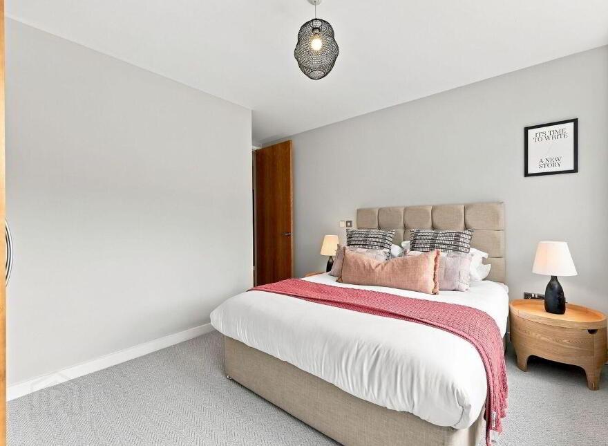 19 Hanover Quarter, Grand Canal Dock, Dublin 2, D02YD29