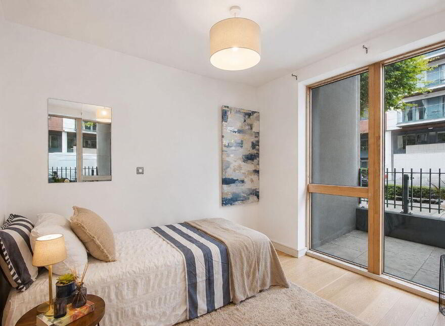 3 Hanover Riverside, Grand Canal Dock, Dublin 2, D02HT20