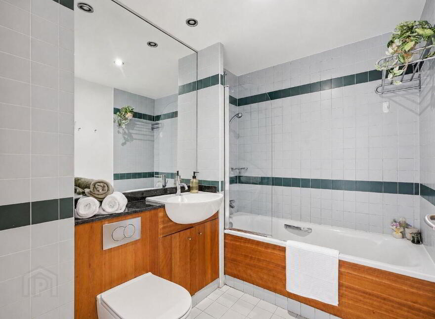 3 Hanover Riverside, Grand Canal Dock, Dublin 2, D02HT20