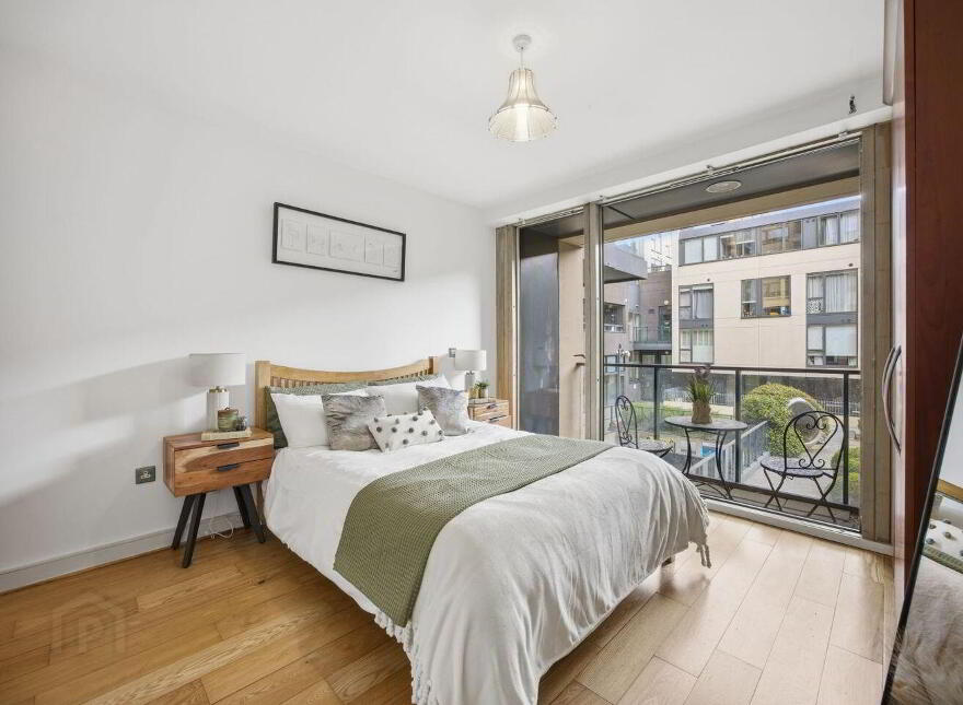 3 Hanover Riverside, Grand Canal Dock, Dublin 2, D02HT20