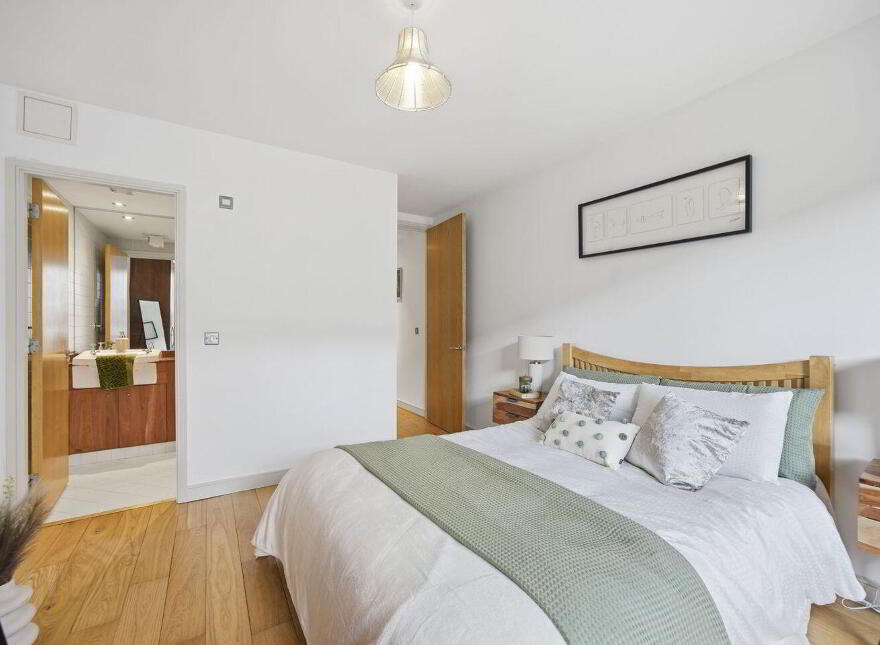 3 Hanover Riverside, Grand Canal Dock, Dublin 2, D02HT20