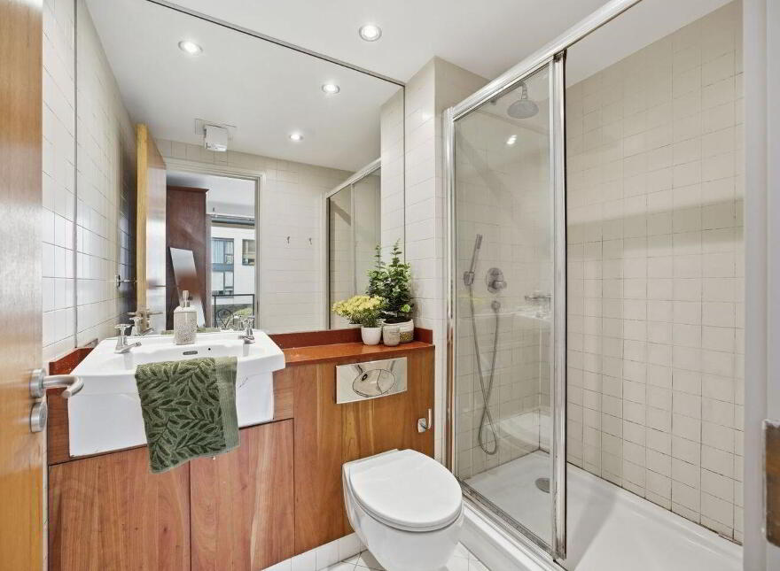 3 Hanover Riverside, Grand Canal Dock, Dublin 2, D02HT20