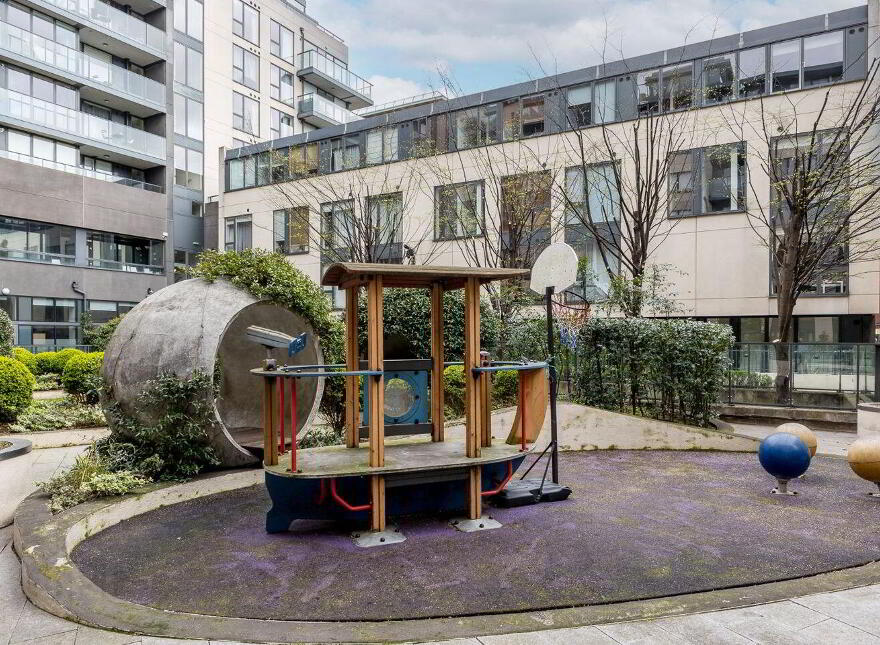3 Hanover Riverside, Grand Canal Dock, Dublin 2, D02HT20