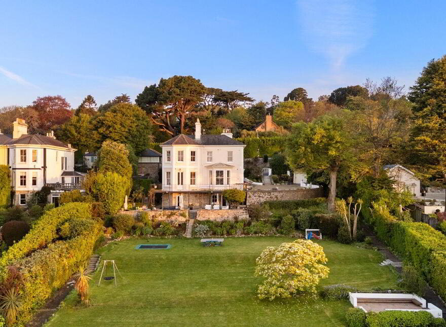 Palermo, Killiney Hill Road, Killiney, A96DP66